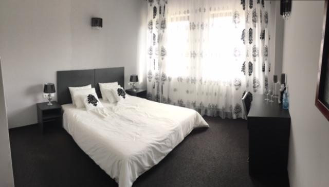 Bed and Breakfast Essenza Party Center Świdnica Exterior foto
